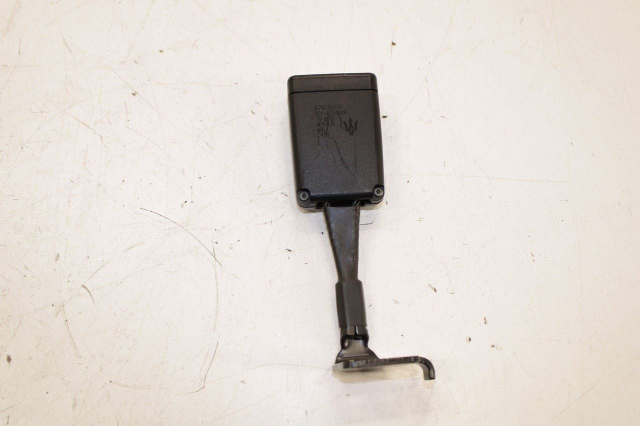 14-21 Maserati Ghibli S Q4 Rear Right and Left Side Center Seat Belt Buckle Set - Alshned Auto Parts