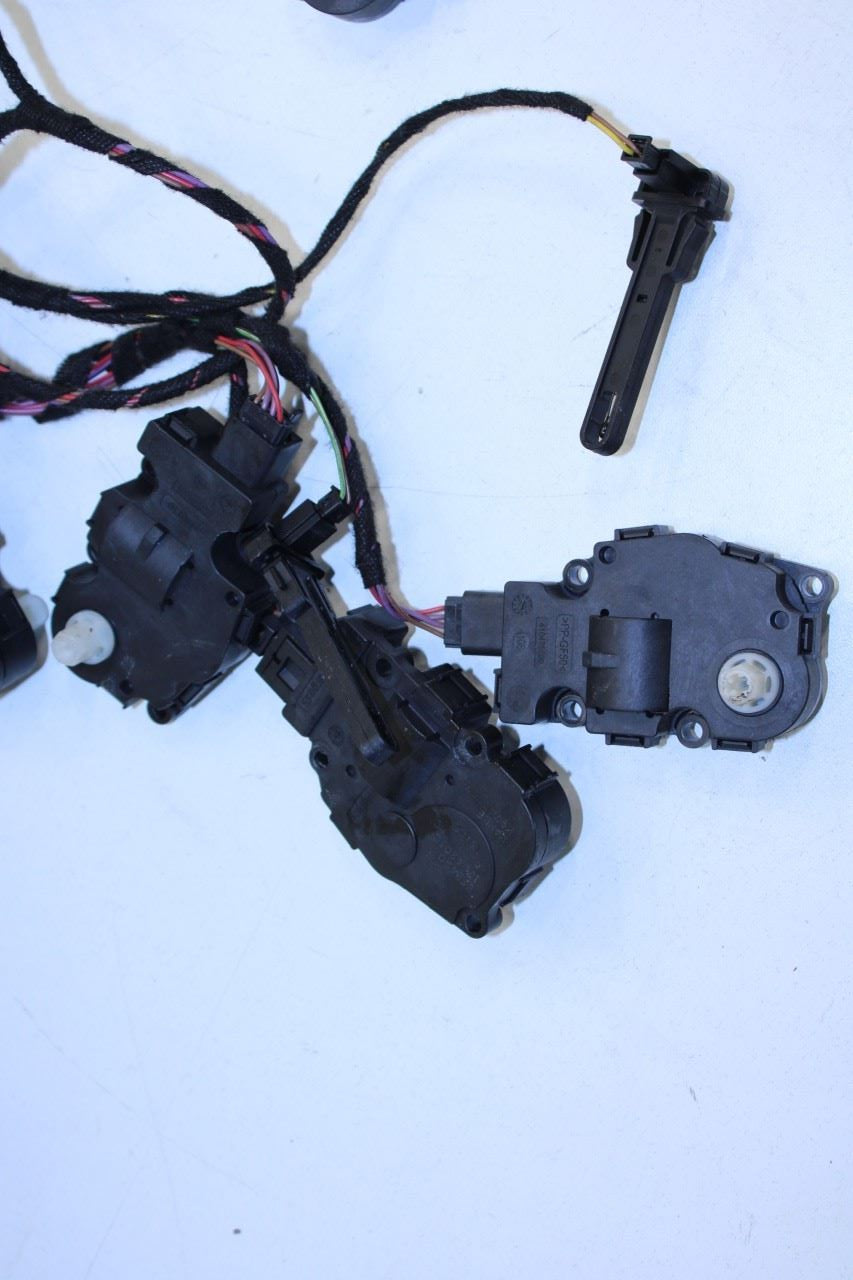 2010-2016 Porsche Panamera HVAC Blend Door Actuator Motor Set with Wire Harness - Alshned Auto Parts