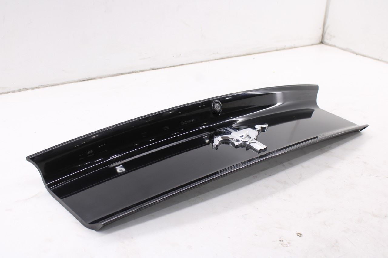 15-17 Ford Mustang Conv V6 Pony Trunk Lid Finish Panel Applique Molding w Camera2