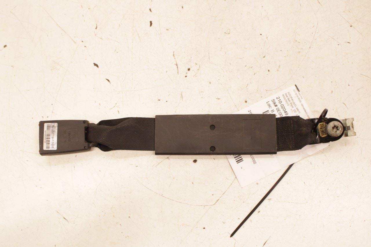 13-18 Ram 2500 Tradesman Crew Cab 6.4L Front Center Seat Belt Buckle 1XE65DX9AA - Alshned Auto Parts
