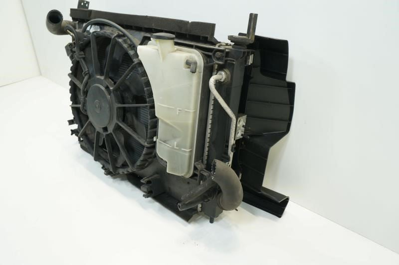 2012-2013 Kia Soul Radiator Assembly w/ Cooling Fan Motor 253103X101 OEM - Alshned Auto Parts