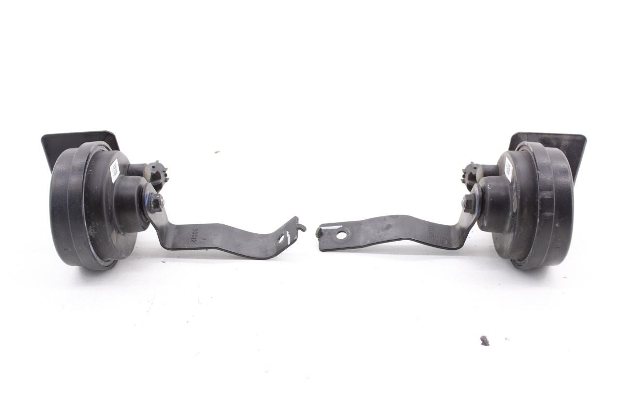2018-2021 KIA Stinger GT2 AWD High and Low Note Horn w/ Bracket 96611J5000 OEM - Alshned Auto Parts