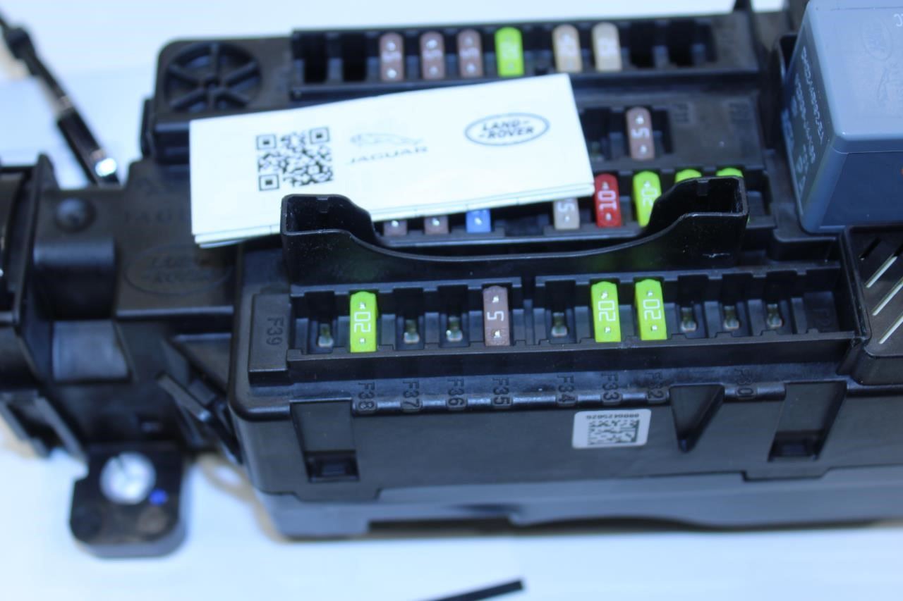 2017-2020 Jaguar XE R-Dynamic S Cabin Fuse Relay Junction Box LX73-14A073-HA OEM - Alshned Auto Parts