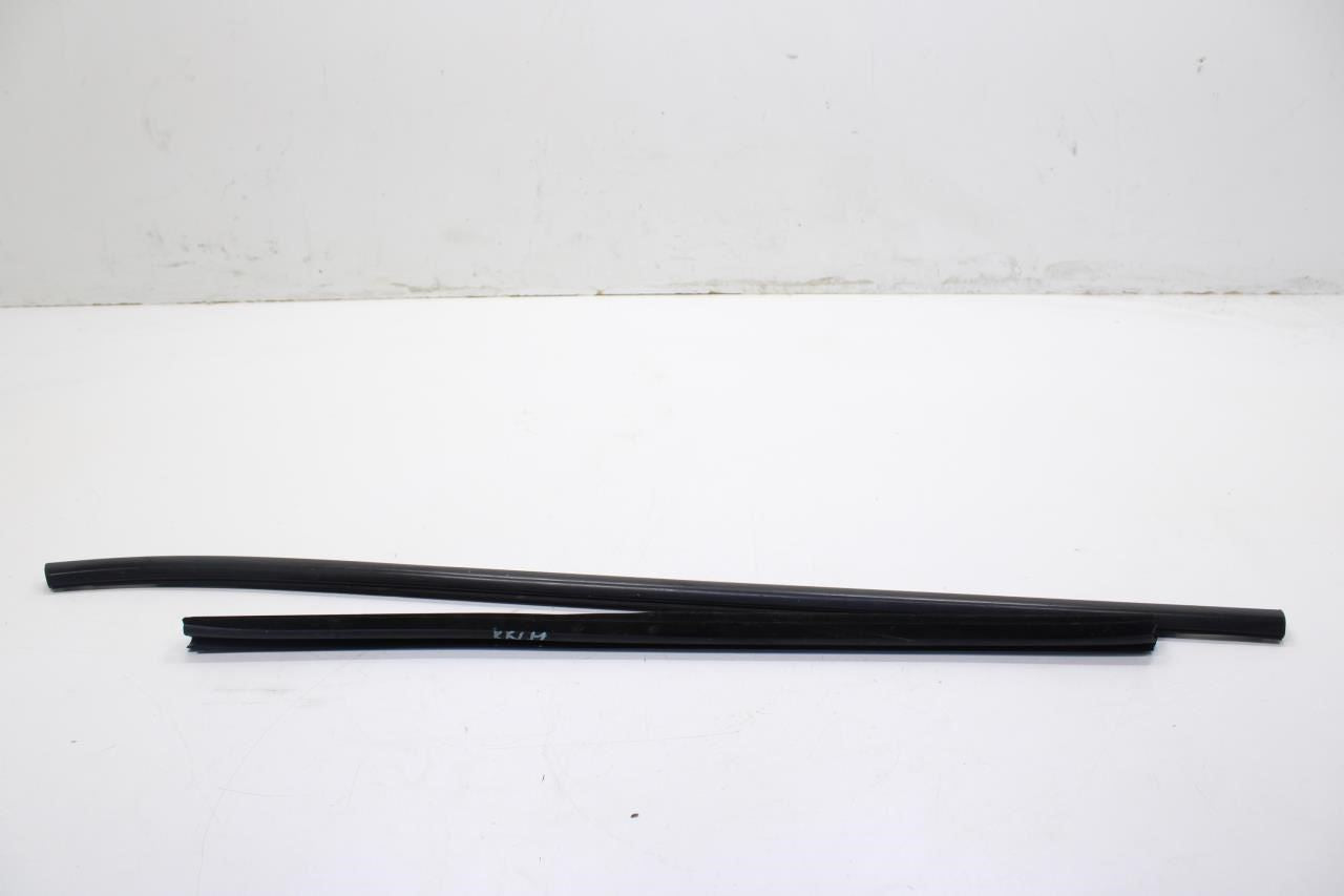 16-21 Hyundai Tucson Value RR LH Door Run Channel Belt Outer Inner Molding *ReaD - Alshned Auto Parts