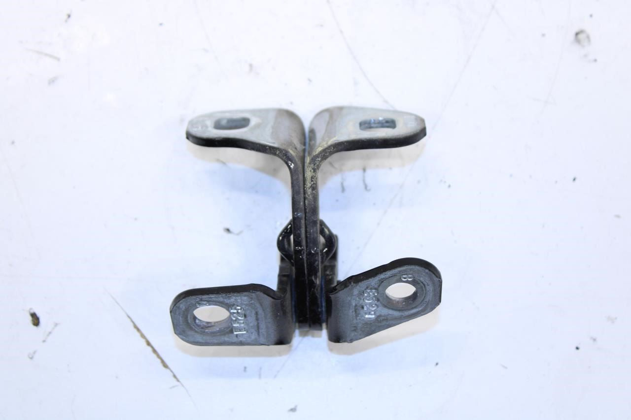 2018-24 Chevrolet Equinox LT Rear Right Door Hinge Upper and Lower Set 13590932 - Alshned Auto Parts