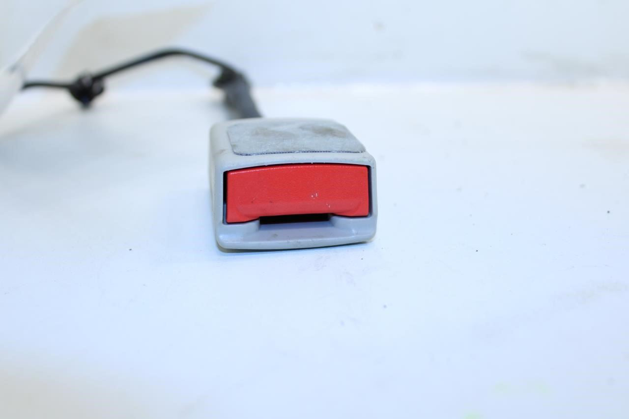 2018-24 GMC Terrain Denali Front Passenger RH Side Seat Belt Buckle 84606857 OEM - Alshned Auto Parts