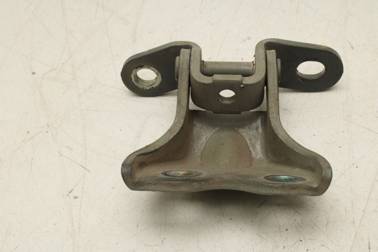 2019-24 KIA Forte LXS FR RH Door Hinge Upper and Lower Pair w/ Bolts 79320-2V000 - Alshned Auto Parts