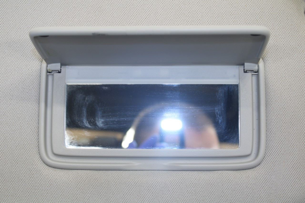 13-20 Nissan Pathfinder SV Front RH and LH Sun Visor w/ Illuminated Mirror Set - Alshned Auto Parts