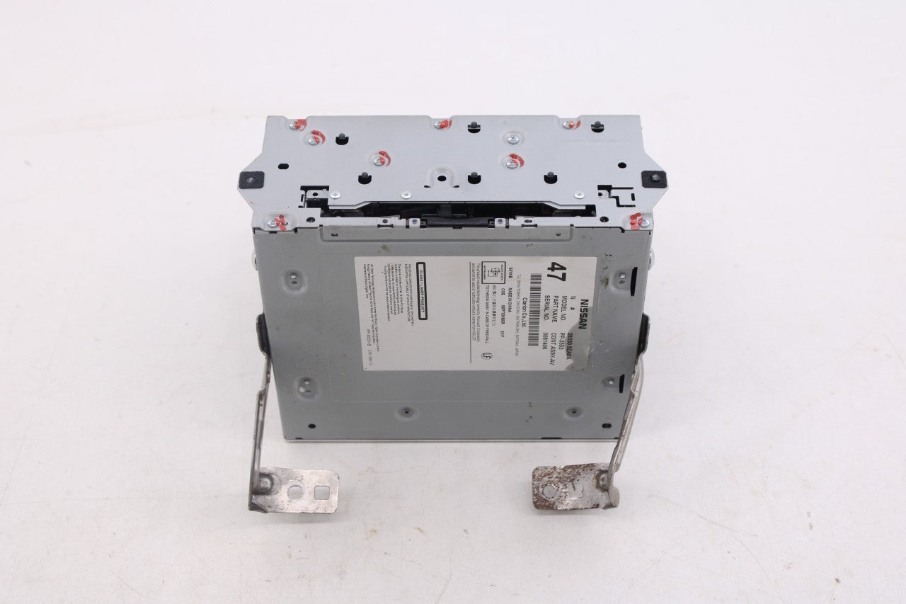 17-20 Infiniti QX60 Clarion CD Player Radio Receiver w Air Conditioner Amplifier4