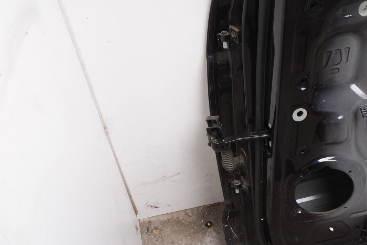 2018-22 Volkswagen Atlas S Rear Right Passenger Door Shell Panel 3CN833056K OEM - Alshned Auto Parts