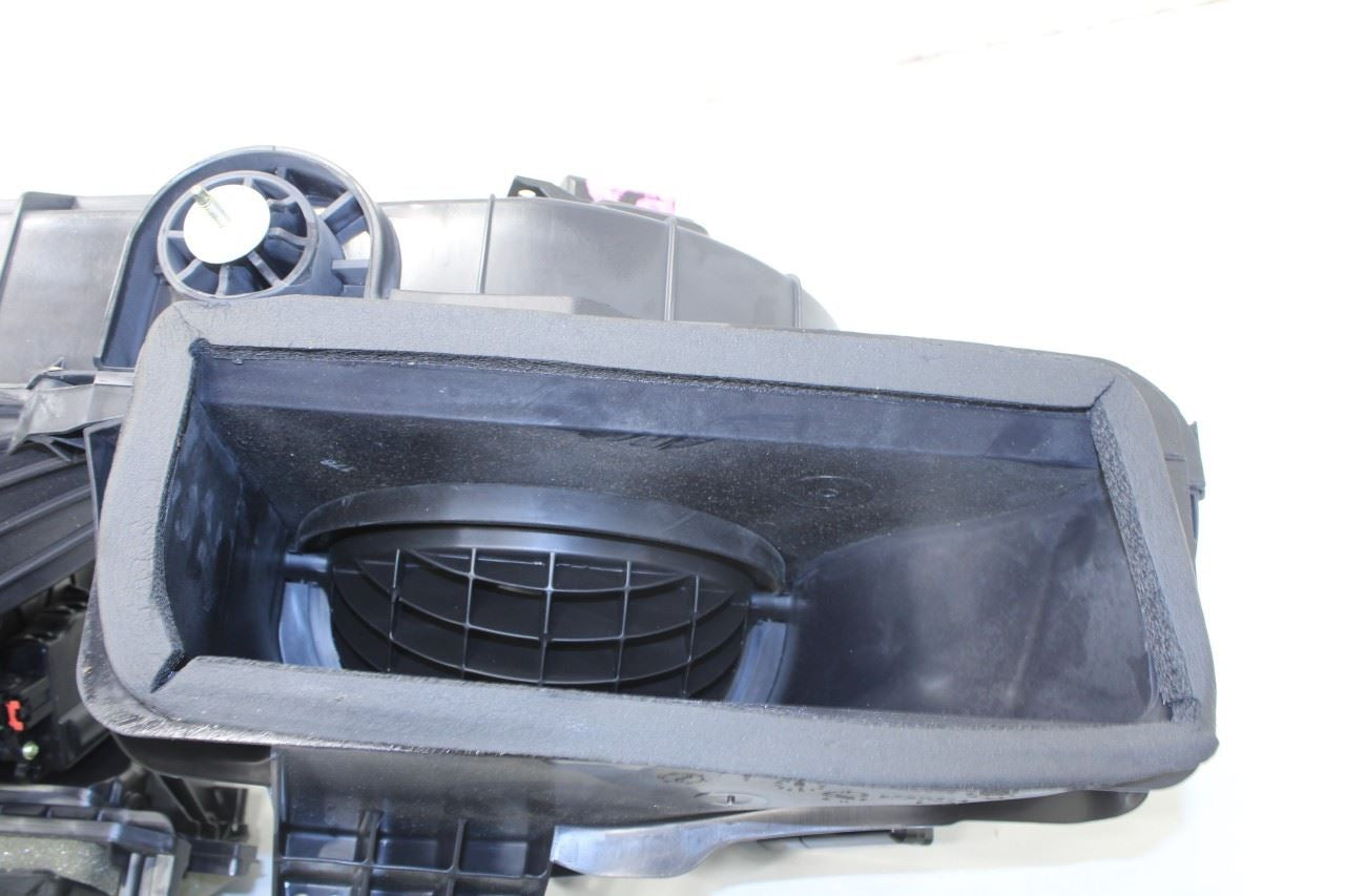 2014-2020 Maserati Ghibli 3.0L HVAC Heater Blower Housing Box 670036837 OEM - Alshned Auto Parts