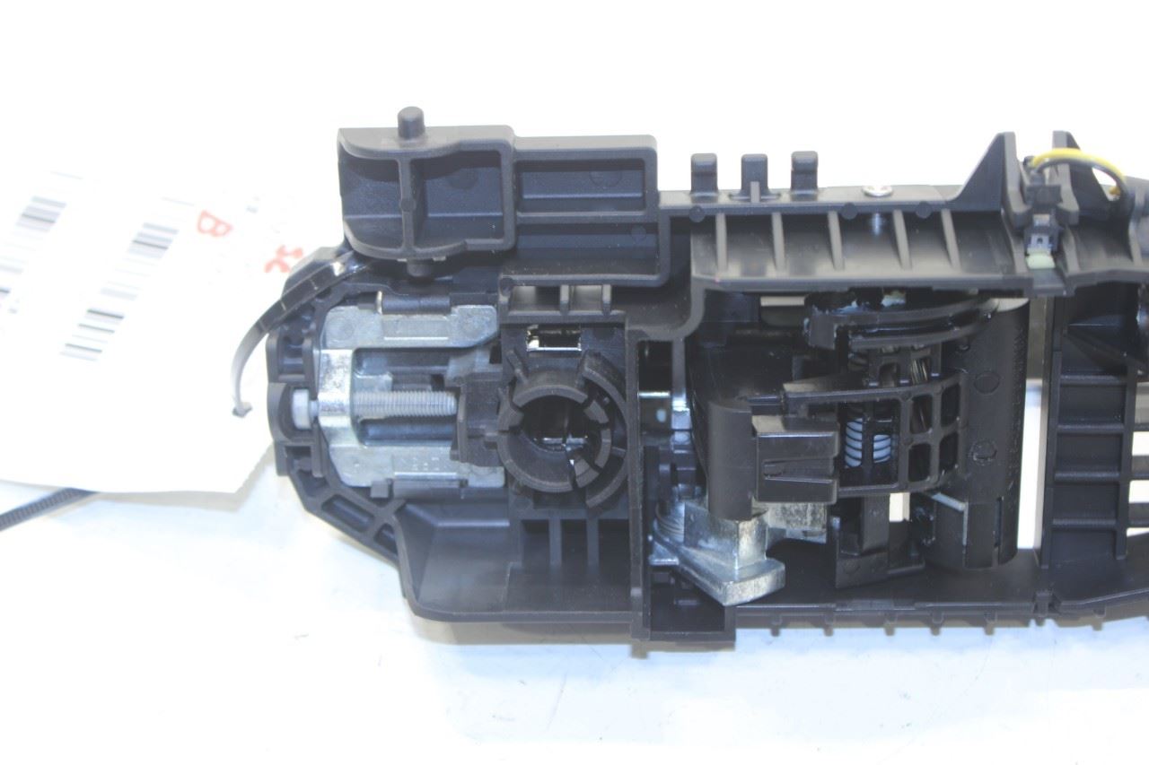 2017-21 Maserati Ghibli 3.0L RWD Rear Passenger Right Side Door Exterior Handle - Alshned Auto Parts