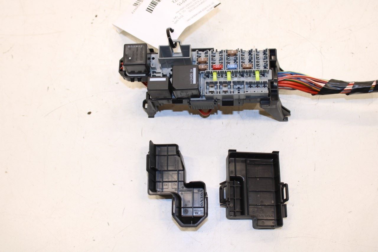 2015 Volvo S60 T5 Premier 2.0L Cabin Instrument Panel Fuse Relay Junction Block - Alshned Auto Parts