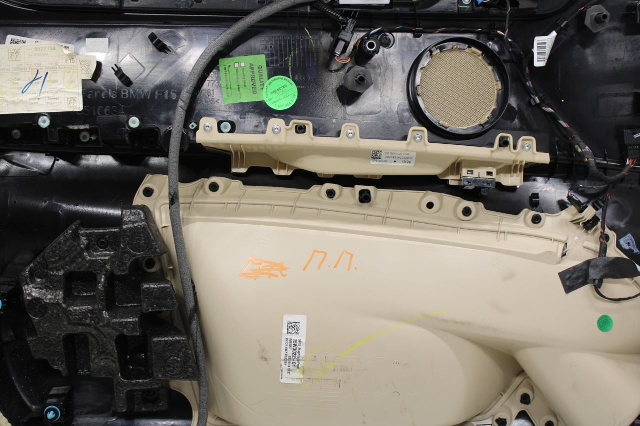 14-18 BMW X5 xDrive35i Front Right Passenger Door Trim Panel 51417369948 *ReaD* - Alshned Auto Parts