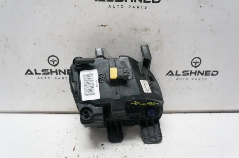 2012-2017 Volkswagen Jetta Front Right Passenger Fog Light Lamp 5K0941700E OEM - Alshned Auto Parts