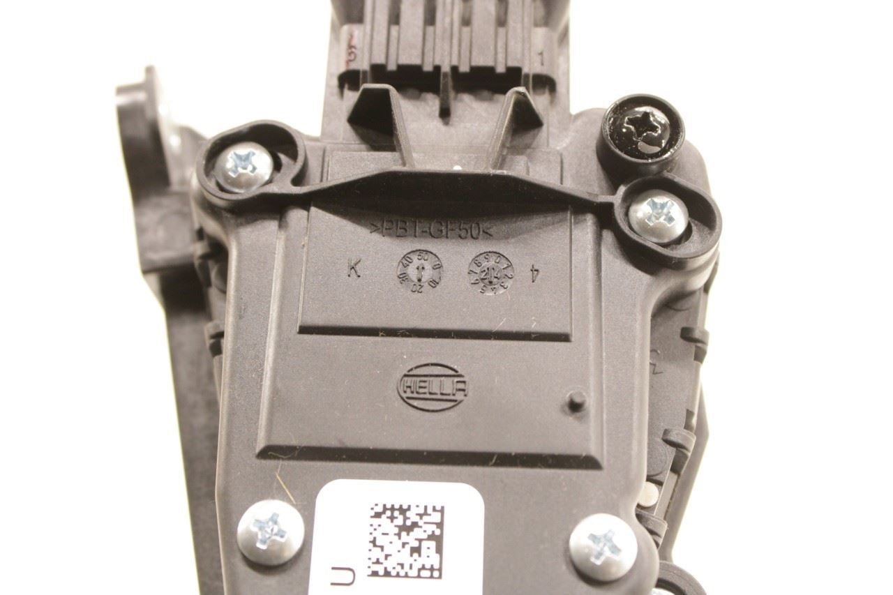 2022-2026 Isuzu NPR HD 6.0L Accelerator Throttle Gas Pedal Sensor 8976711520 OEM - Alshned Auto Parts