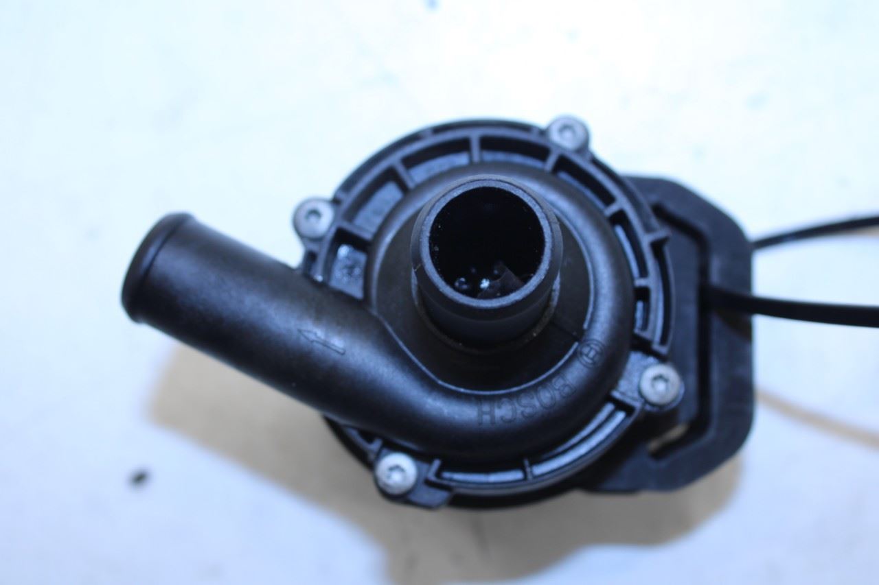 2012-2015 Mercedes-Benz ML350 3.5L RWD Radiator Auxiliary Water Coolant Pump - Alshned Auto Parts