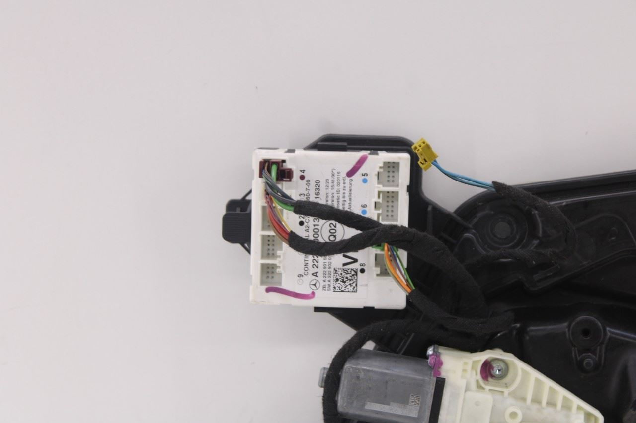 15-21 Mercedes-Benz C300 4Matic FR RH Door Window Regulator w/ Carrier and Motor10
