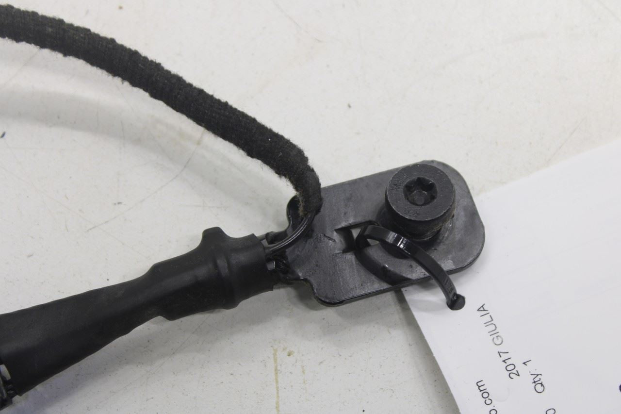 2017-2020 Alfa Romeo Giulia Ti AWD 2.0L Front Driver Left Side Seat Belt Buckle - Alshned Auto Parts