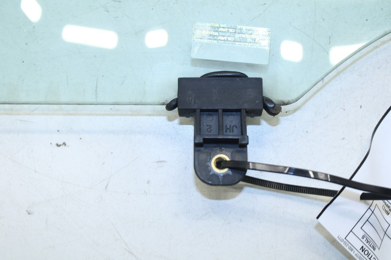 2011-2017 Hyundai Veloster Base Front Right Door Window Glass 82421-2V000 OEM - Alshned Auto Parts