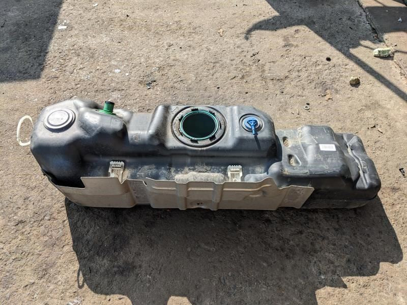 2018-2019 Ram 1500 Classic Crew Cab 5.7L Fuel Gas Tank 26 US Gallons 68323675AB3