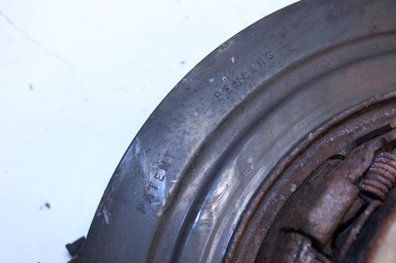 2011-2015 Jeep Grand Cherokee Limited Rear Left Spindle Knuckle Hub 4877103AD - Alshned Auto Parts