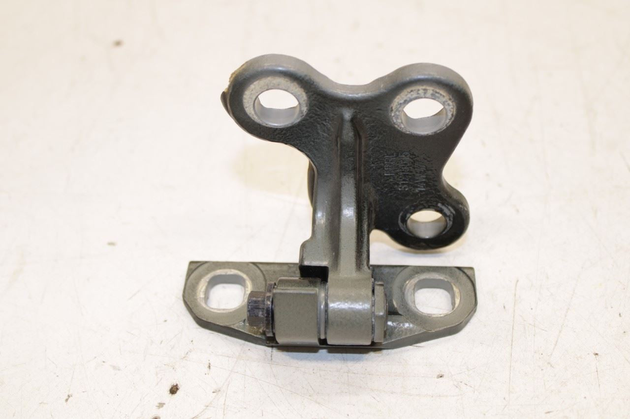 15-18 Volvo S60 T5 Premier Front Right Door Hinge Upper and Lower Pair 31218521 - Alshned Auto Parts