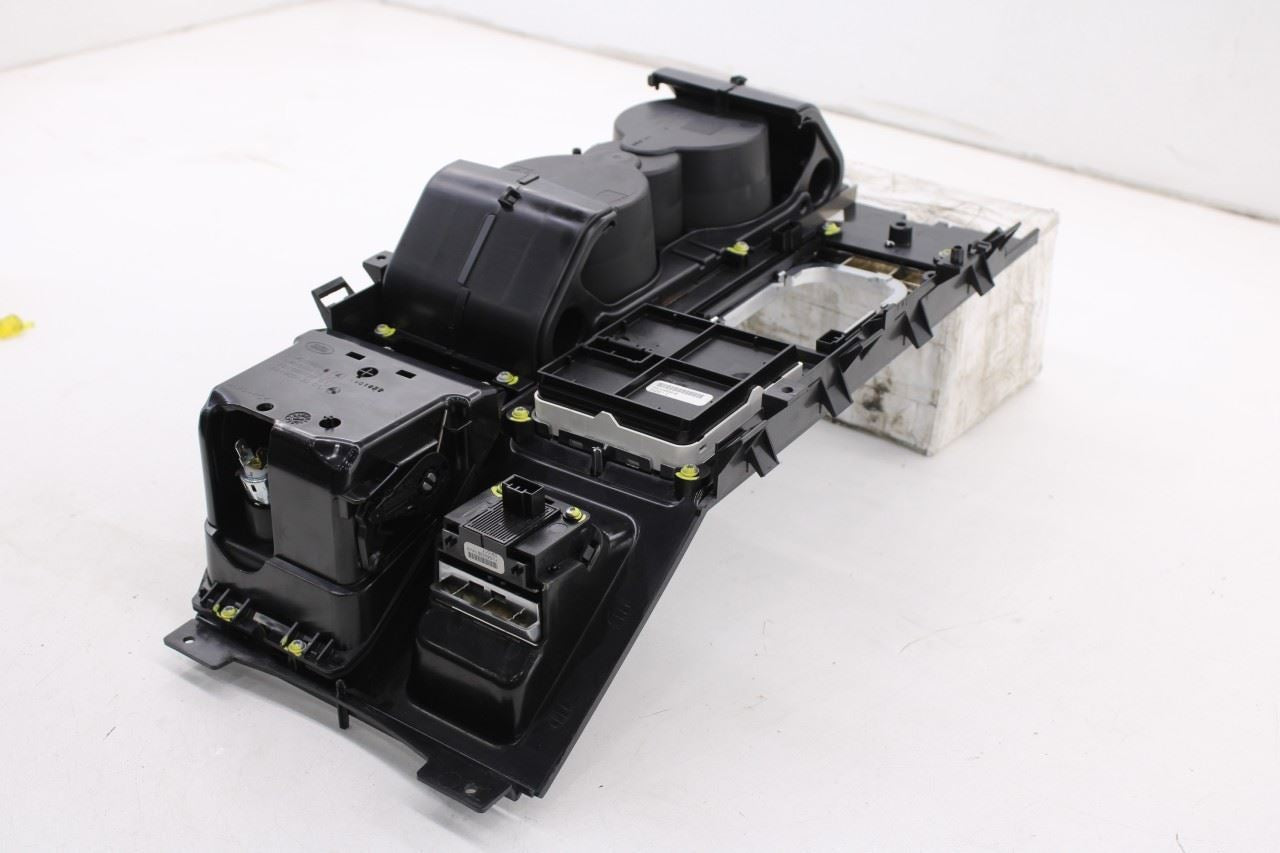 10-12 Land Rover Range Rover HSE Console Shifter Bezel Trim and Traction Control16