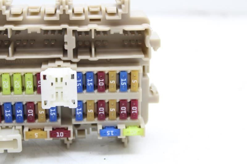 13-17 Nissan Pathfinder Cabin Fuse Relay Junction Block Box 243509NA0B OEM *ReaD - Alshned Auto Parts