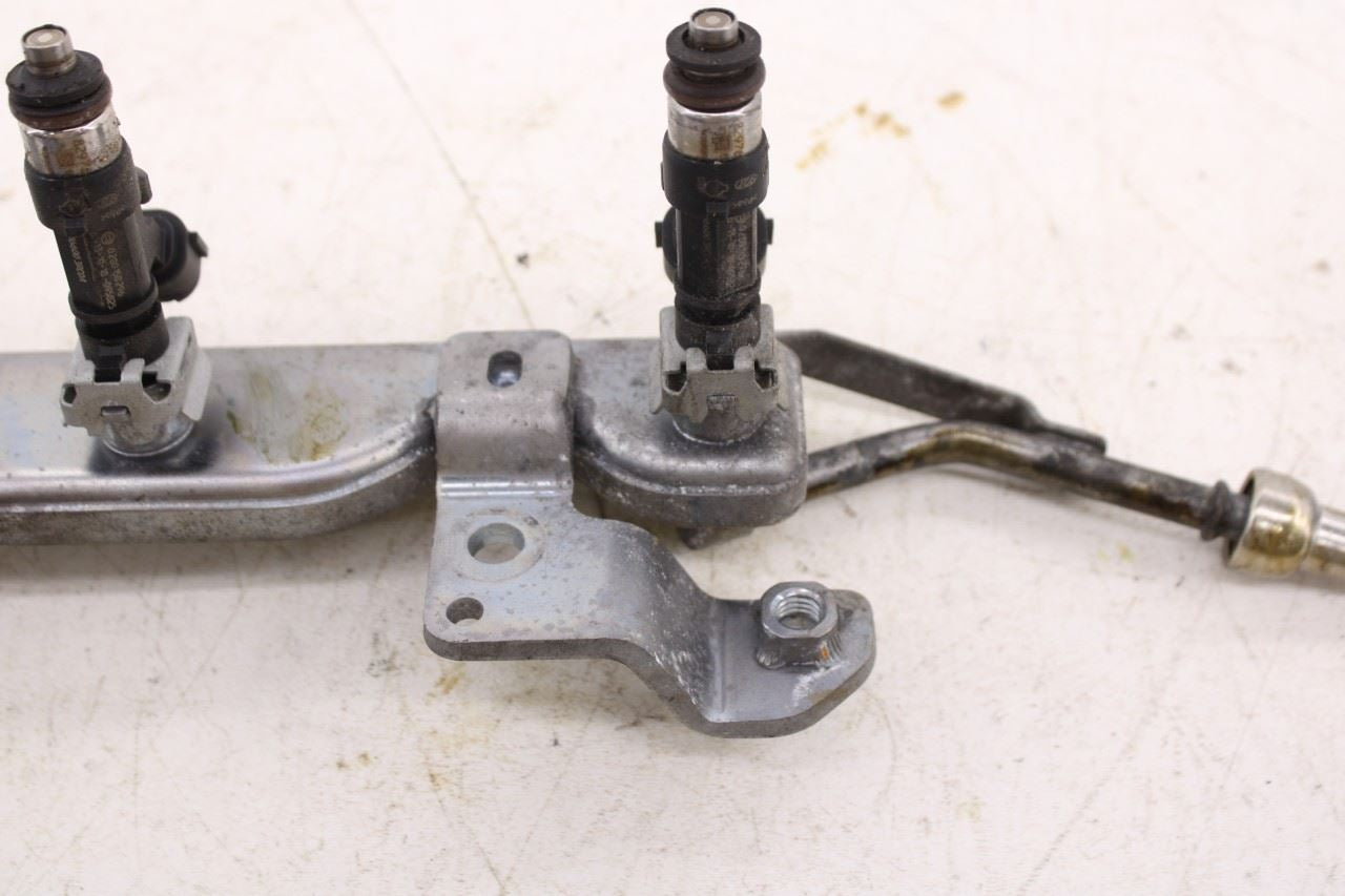 2013-2019 Nissan Sentra SV 1.8L Fuel Rail with Injectors 17520-3RC2A 16600-3RC0A6