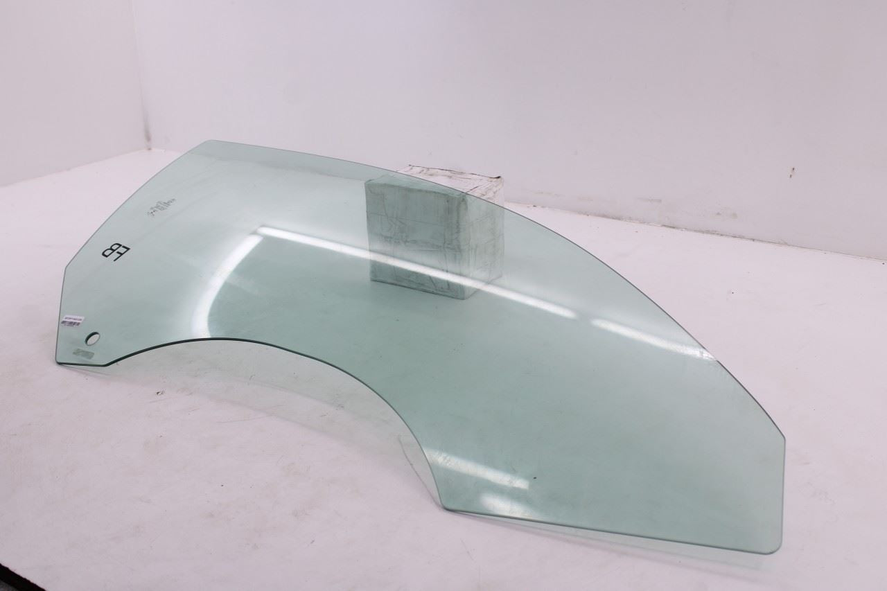 2015-2026 Ford Mustang GT Front Right Door Window Movable Glass JR3B-6321410-AA3