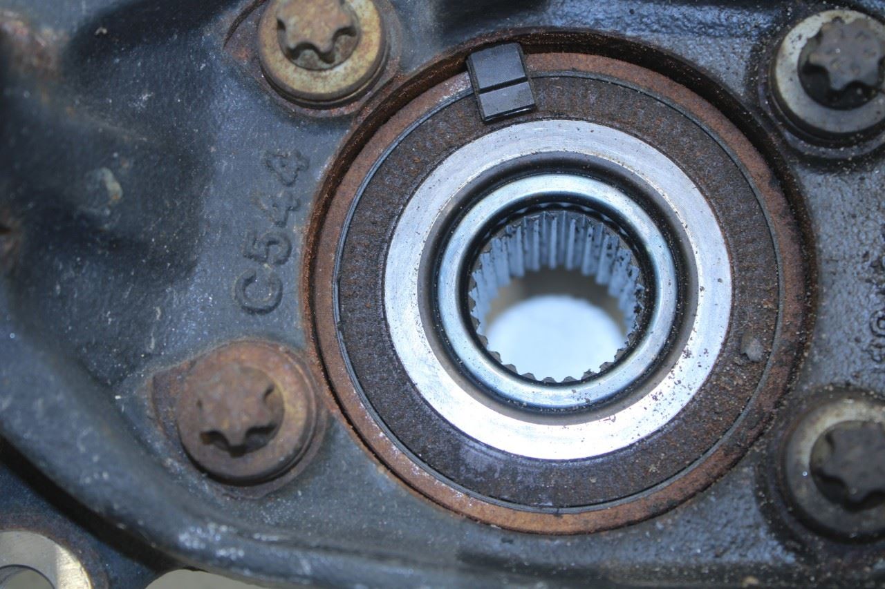 2015-2020 Jeep Renegade Sport Front Right Side Spindle Knuckle Hub 4787970AA OEM - Alshned Auto Parts