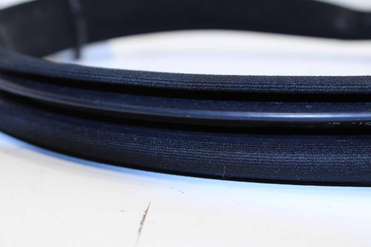 2007-2013 Mercedes-Benz S550 Front Right Door Weatherstrip On Body 221-697-05-51 - Alshned Auto Parts