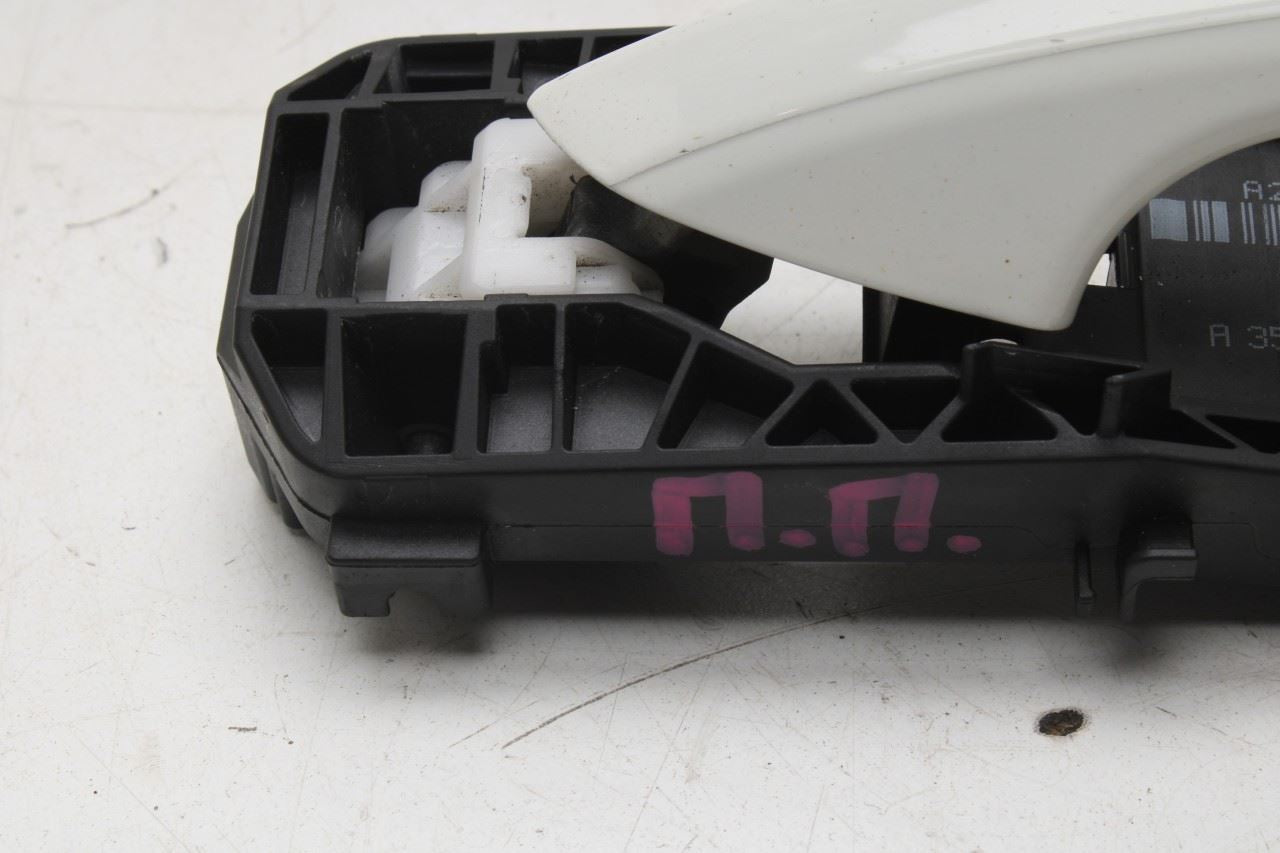 10-16 Mercedes-Benz E350 Sport 4Matic 3.5L Front Door Right Side Exterior Handle - Alshned Auto Parts