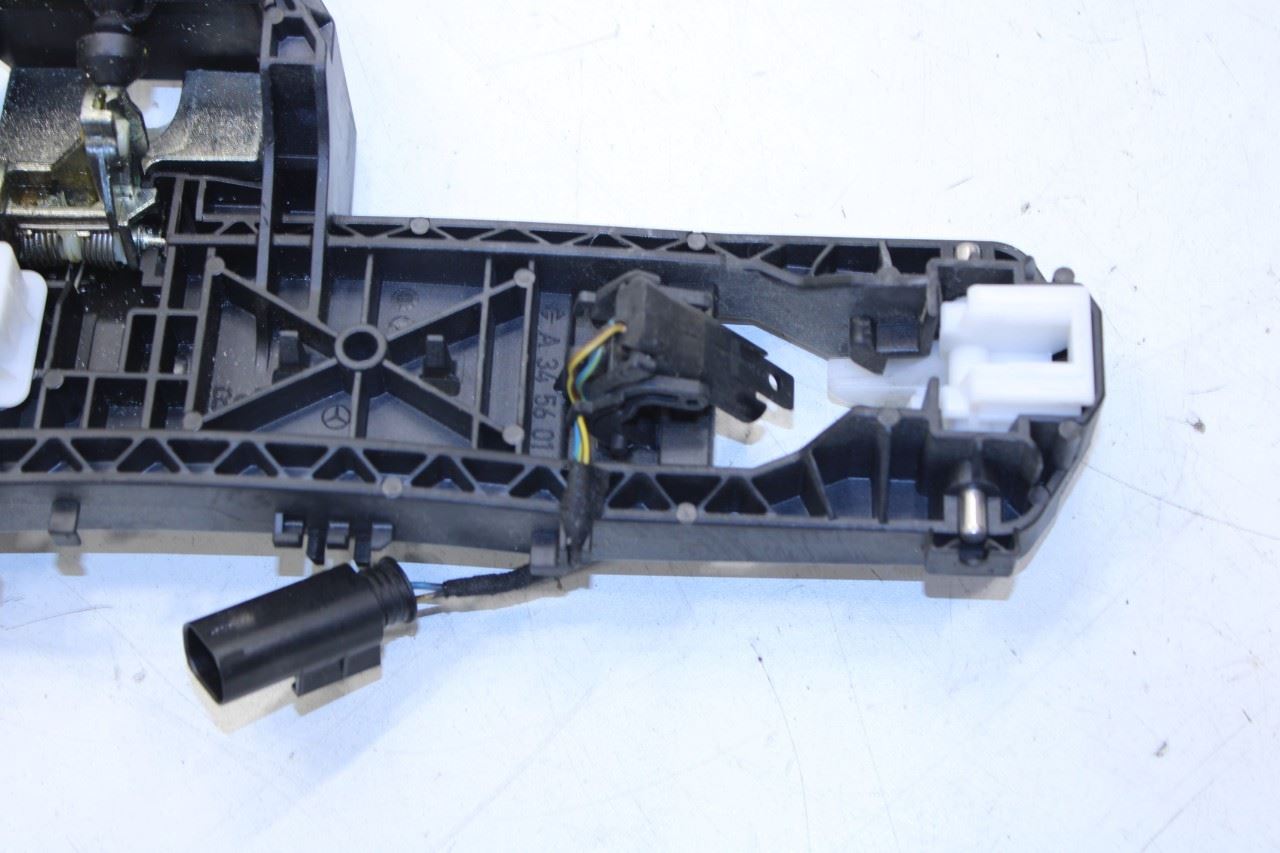2012-15 Mercedes-Benz ML350 Rear RH Side Door Lock Latch Actuator w/ Handle Base4