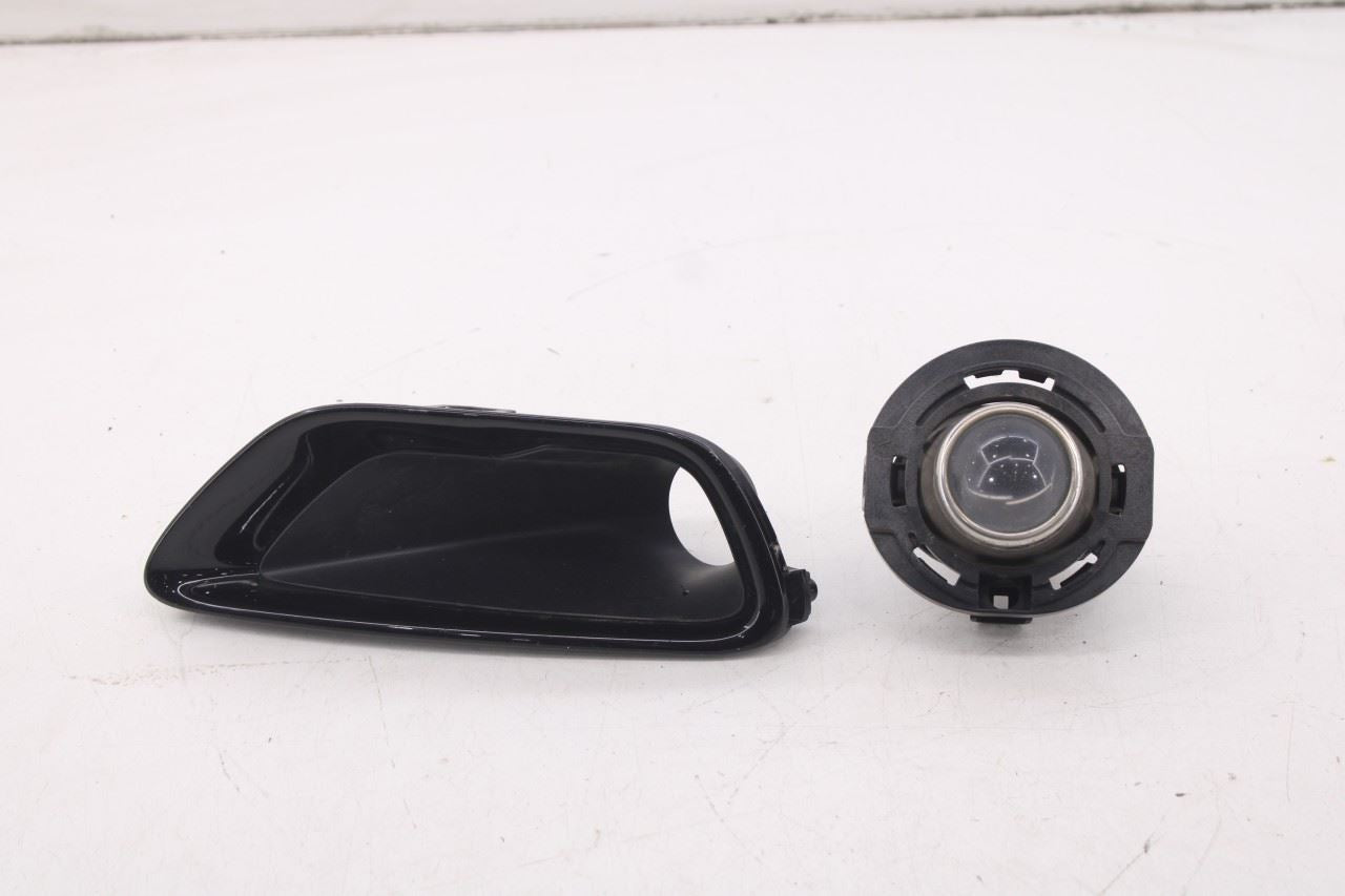 14-22 Jeep Grand Cherokee Laredo X 4X4 3.6L 4WD Front Right Side Fog Light Lamp - Alshned Auto Parts