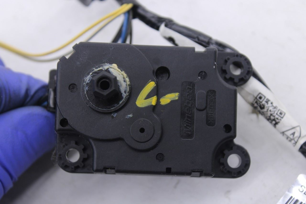 19-25 Mitsubishi Outlander Sport HVAC System Wire Harness w Blend Door Actuators9