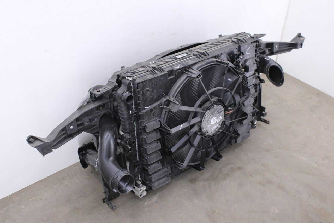 2011-2018 Porsche Cayenne S 4.8L Engine Radiator w/ Cooling Fan Motor Assembly7