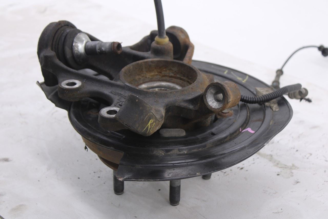 11-15 Dodge Durango SXT AWD Rear Driver Left Side Spindle Knuckle Hub 4877103AD13