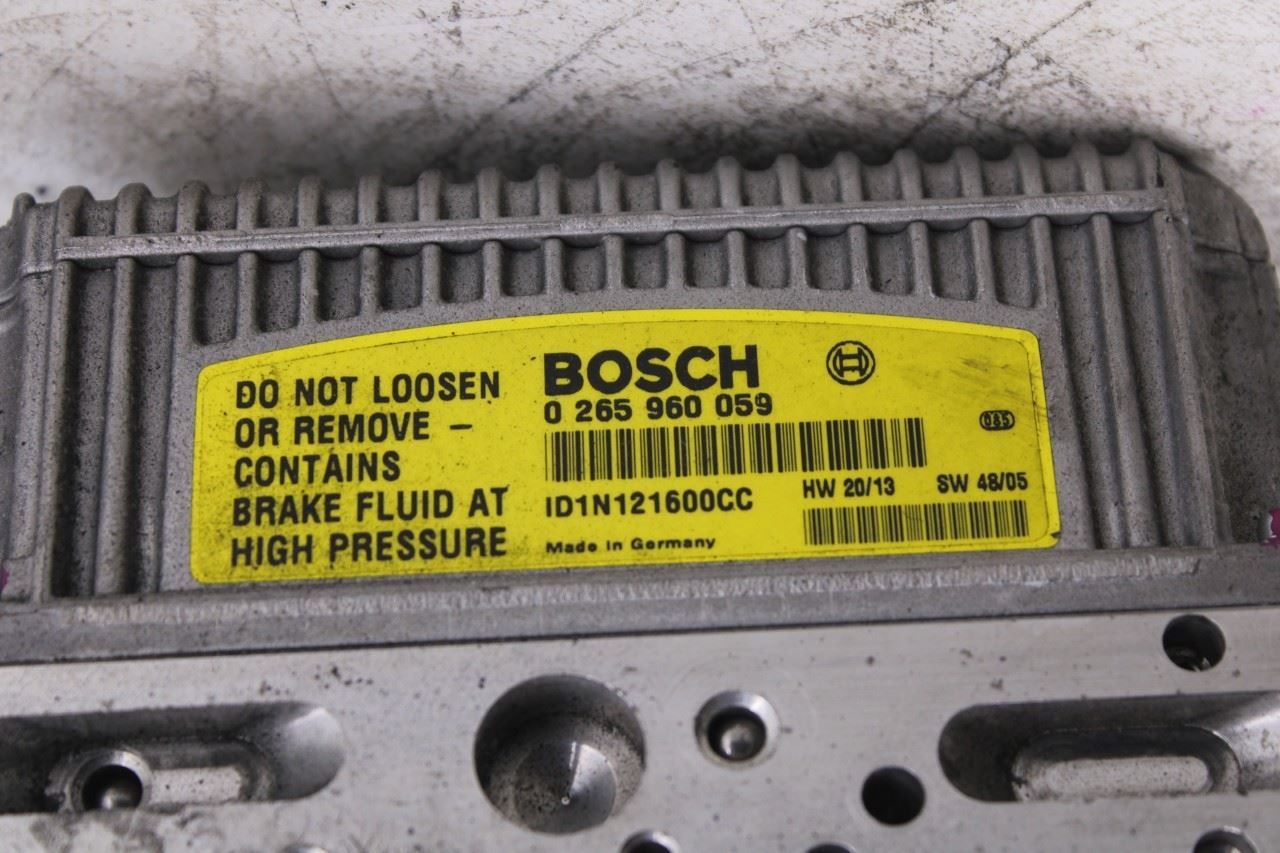 2004-2006 Mercedes-Benz E500 5.0L ABS Anti Lock Brake Pump Control Module OEM15