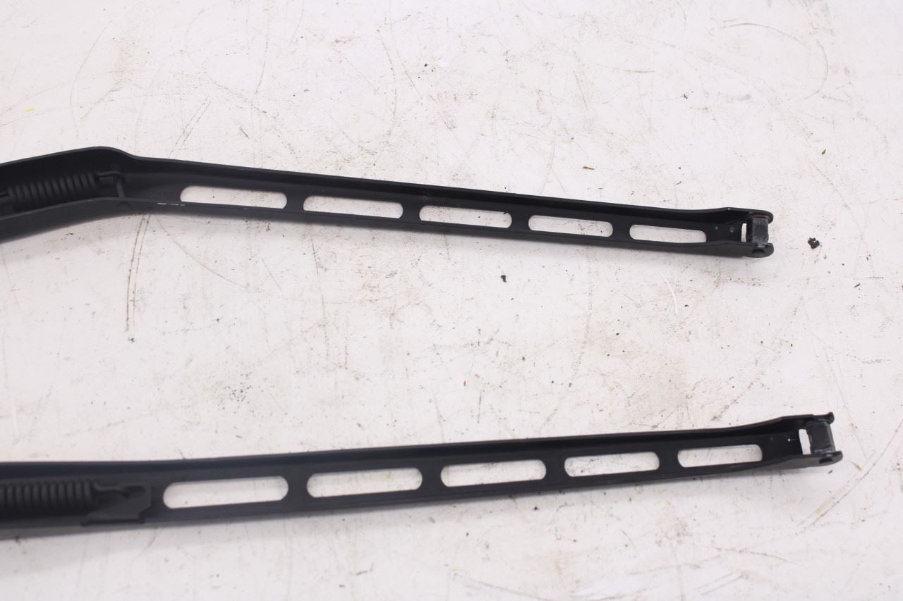 2006-2009 Mercedes-Benz CLK 350 Front Left and Right Side Windshield Wiper Arm6
