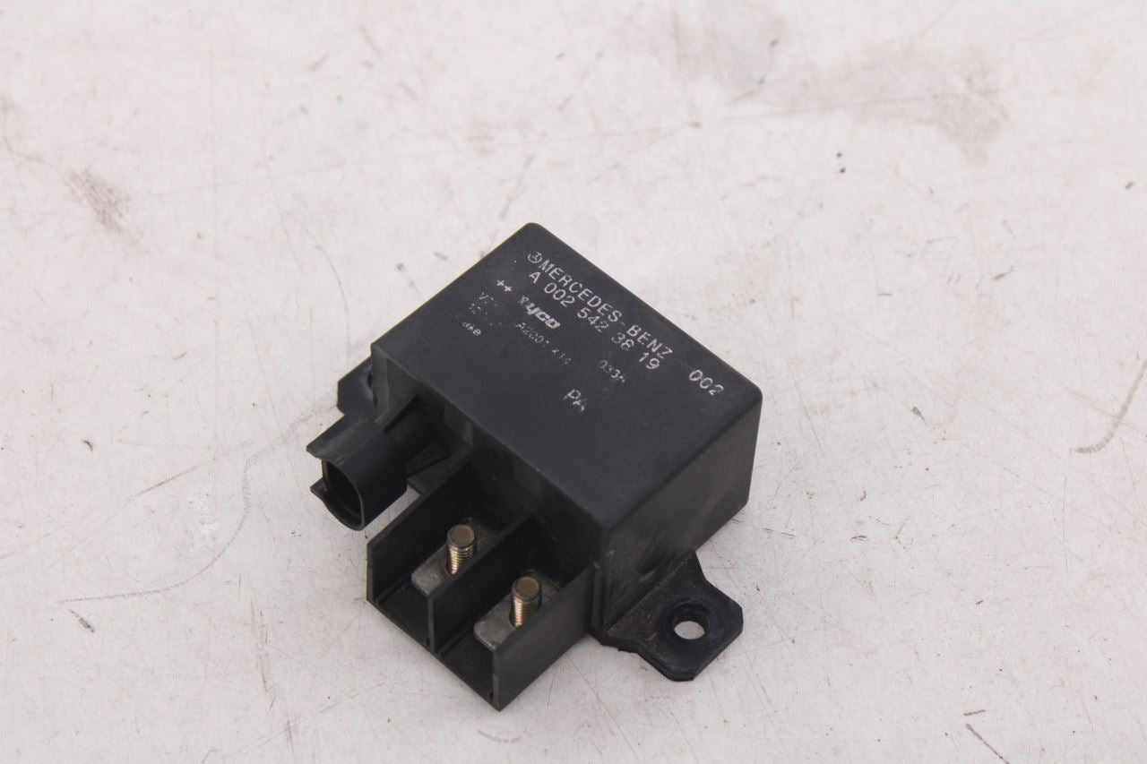 2003-2006 Mercedes-Benz E500 Battery Relay Control Module 002-542-38-19 OEM7