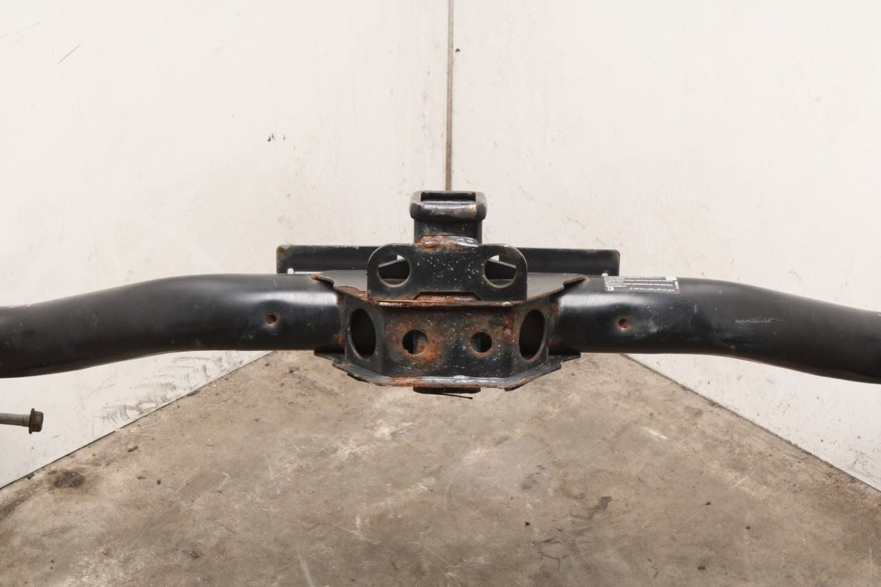 2019-2025 Chevrolet Silverado LT-L Rear Trailer Tow Hitch Bar 87830271 OEM - Alshned Auto Parts