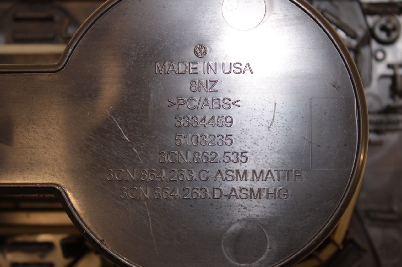 18-23 Volkswagen Atlas S 3.6L AWD Center Console Double Cup Holder 3CN-864-263-C - Alshned Auto Parts