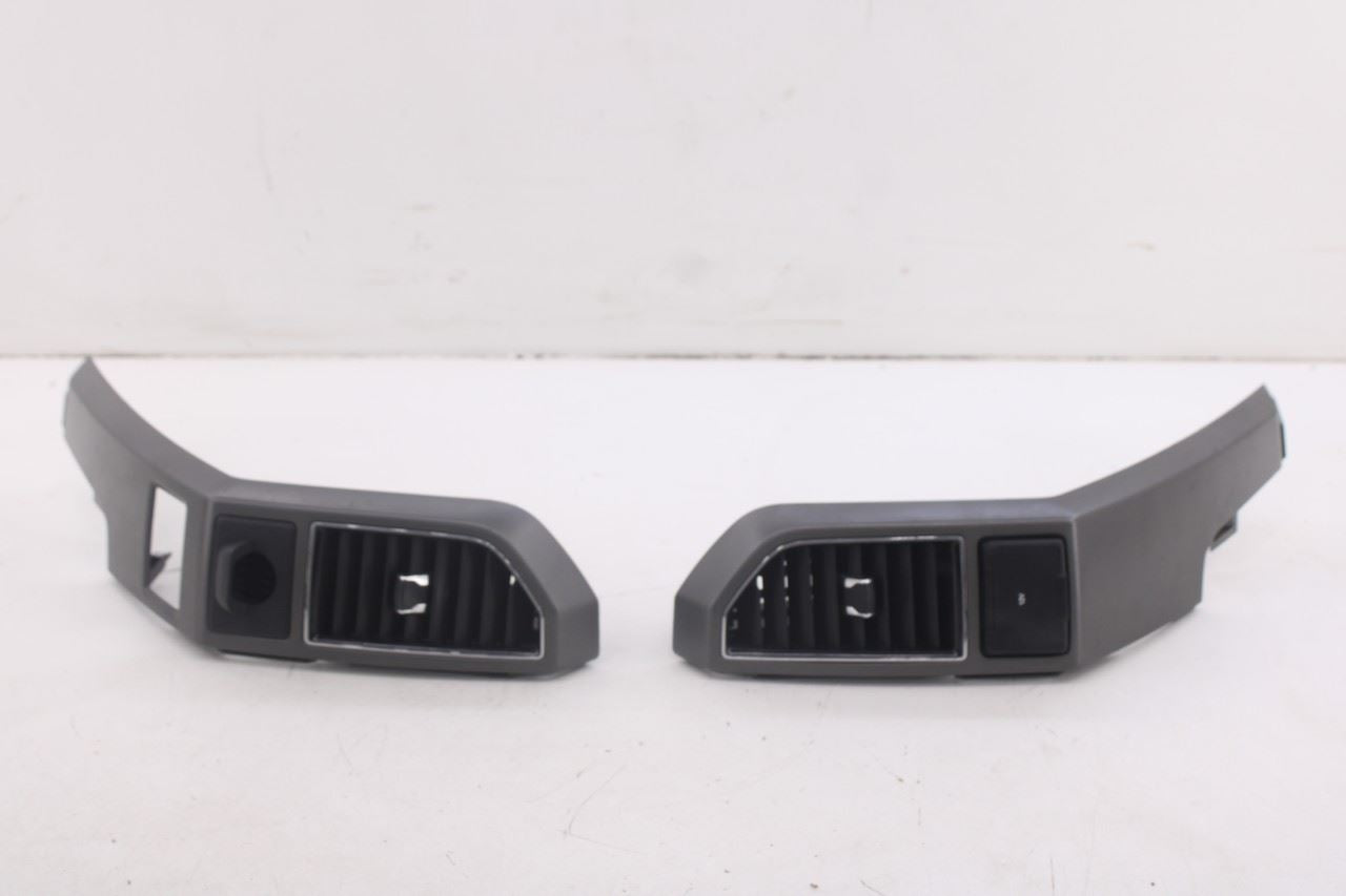 2018-21 Ford Expedition Max XLT Center Right and Left Side Dash Air Vent Grille0
