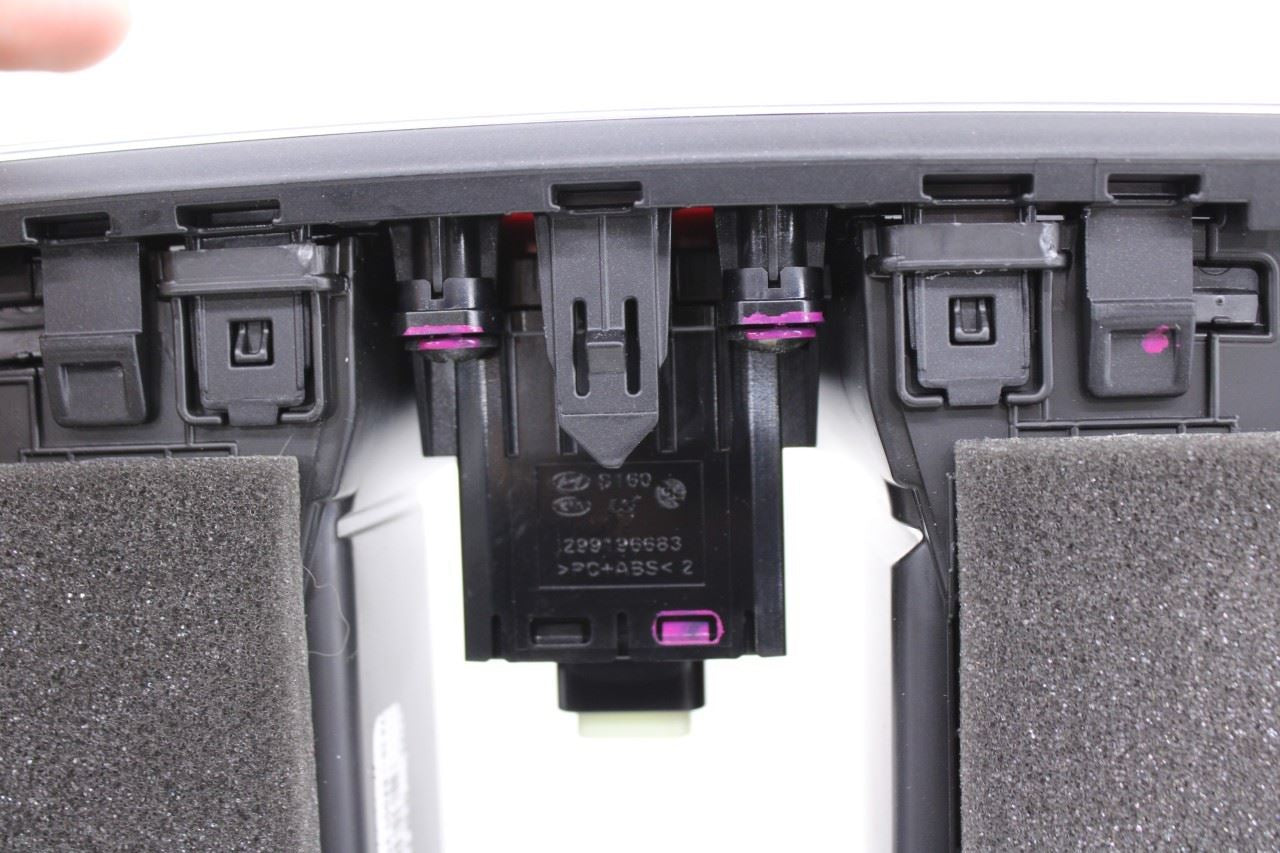 2019-23 Hyundai Santa Fe SEL Center Dash Air Vent Grille w/ Hazard Switch *ReaD*7