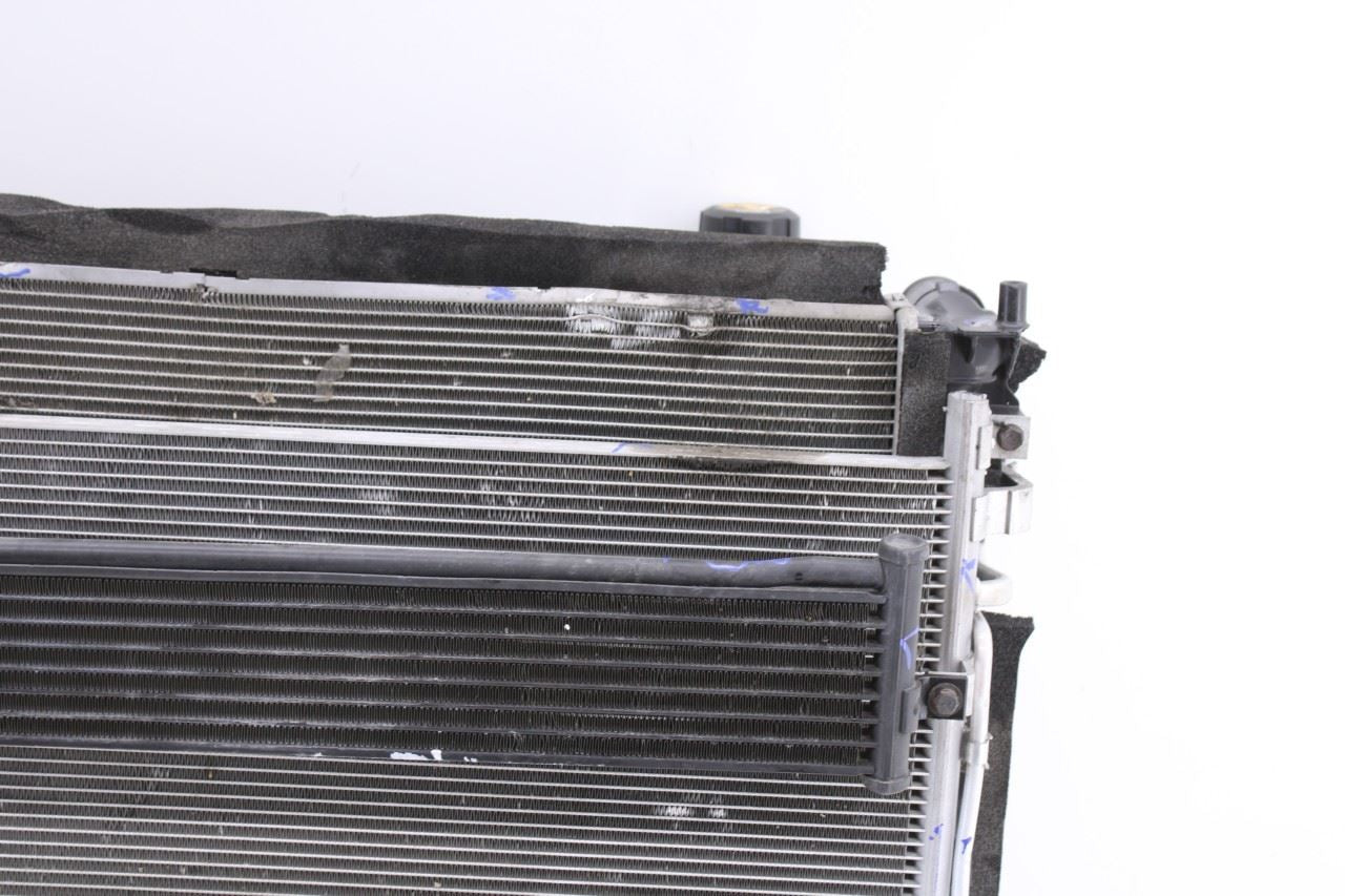 18-23 Kia Stinger GT2 AWD 3.3L Engine Radiator w/ Cooling Fan Motor Assy *ReaD* - Alshned Auto Parts