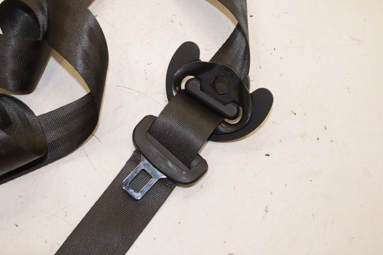 2018-24 Volkswagen Atlas S Rear Passenger Right Side 2nd Row Seat Belt Retractor - Alshned Auto Parts