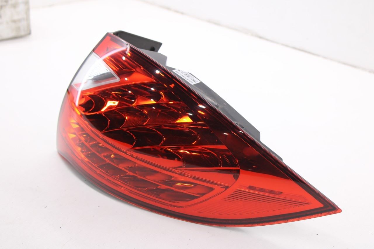 2011-14 Porsche Cayenne S Rear Right Passenger Side Tail Light Lamp 958631096143