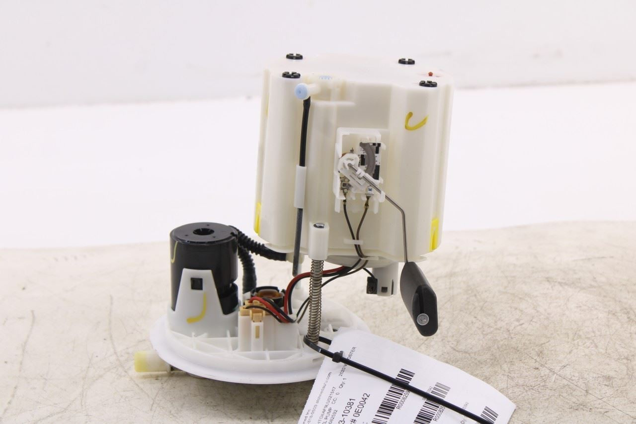 2019-2021 Hyundai Veloster 2.0L In Tank Fuel Pump Assembly 31120-J3500 OEM5